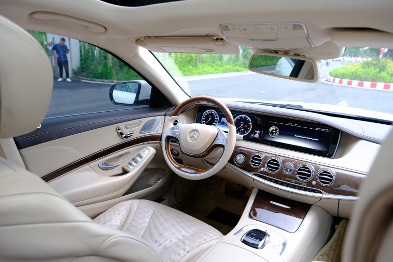 𝐌𝐞𝐫𝐜𝐞𝐝𝐞𝐬 𝐁𝐞𝐧𝐳 𝐒𝟒𝟎𝟎 𝟐𝟎𝟏𝟓 (𝐓𝐫𝐚̆́𝐧𝐠/𝐧𝐨̣̂𝐢 𝐭𝐡𝐚̂́𝐭 𝐤𝐞𝐦)