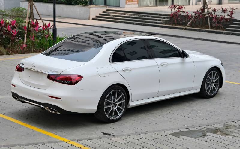 𝐌𝐞𝐫𝐜𝐞𝐝𝐞𝐬 𝐁𝐞𝐧𝐳 𝐄𝟑𝟎𝟎 𝐀𝐌𝐆 𝟐𝟎𝟐𝟏 (𝐓𝐫𝐚̆́𝐧𝐠 | 𝐍𝐨̣̂𝐢 𝐭𝐡𝐚̂́𝐭 𝐧𝐚̂𝐮)