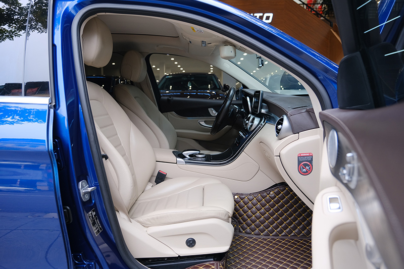 𝐌𝐞𝐫𝐜𝐞𝐝𝐞𝐬 𝐁𝐞𝐧𝐳 𝐆𝐋𝐂𝟑𝟎𝟎 𝟒𝐦𝐚𝐭𝐢𝐜 𝟐𝟎𝟏𝟖