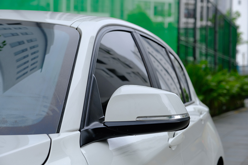 𝐁𝐌𝐖 𝟏𝟏𝟖𝐢 𝟐𝟎𝟏𝟔 (𝐓𝐫𝐚̆́𝐧𝐠/𝐧𝐨̣̂𝐢 𝐭𝐡𝐚̂́𝐭 đ𝐞𝐧)