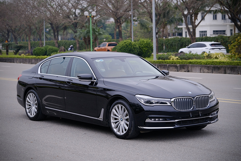 𝐁𝐌𝐖 𝟕𝟒𝟎𝐋𝐢 𝟐𝟎𝟏𝟔 (Đ𝐞𝐧/𝐧𝐨̣̂𝐢 𝐭𝐡𝐚̂́𝐭 𝐧𝐚̂𝐮)