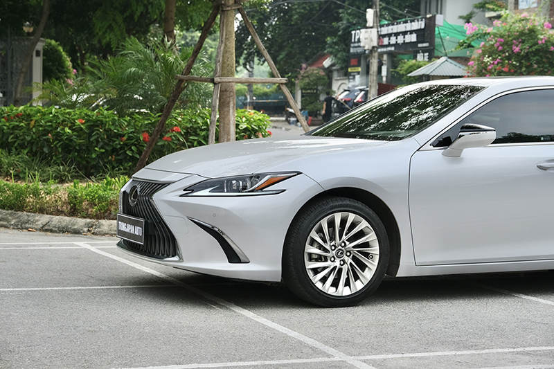 𝐋𝐞𝐱𝐮𝐬 𝐄𝐒𝟐𝟓𝟎 𝟐𝟎𝟐𝟎 𝐭𝐫𝐚̆́𝐧𝐠/𝐧𝐨̣̂𝐢 𝐭𝐡𝐚̂́𝐭 𝐧𝐚̂𝐮