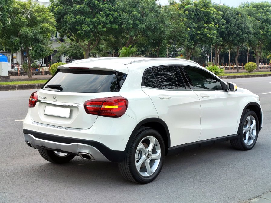 Mercedes GLA 200 2019