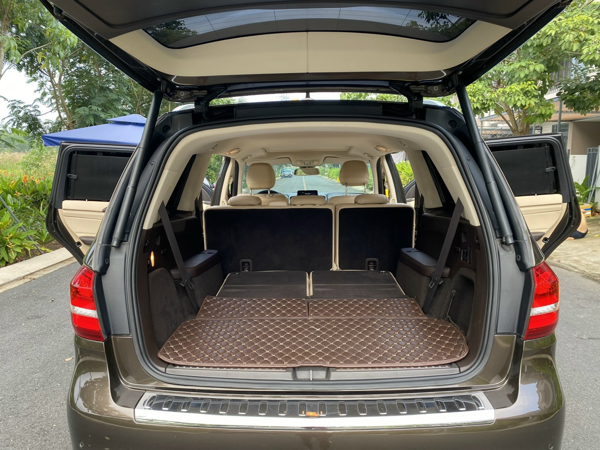 Mercedes GLS400 2016