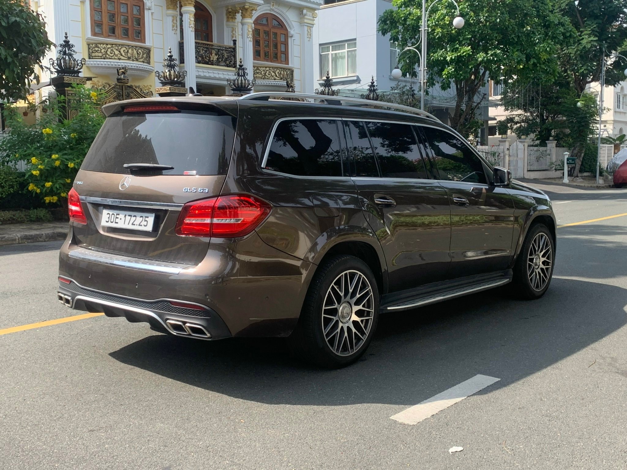 Mercedes GLS400 2016