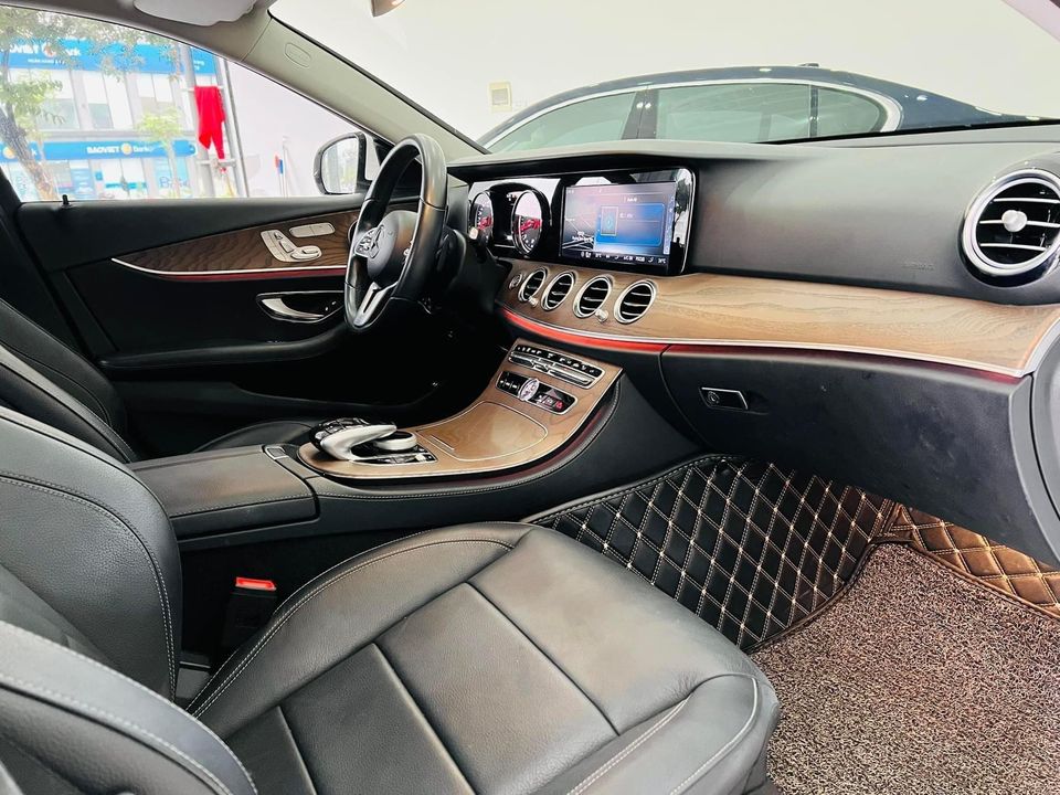 Mercedes E200 2019 Trắng