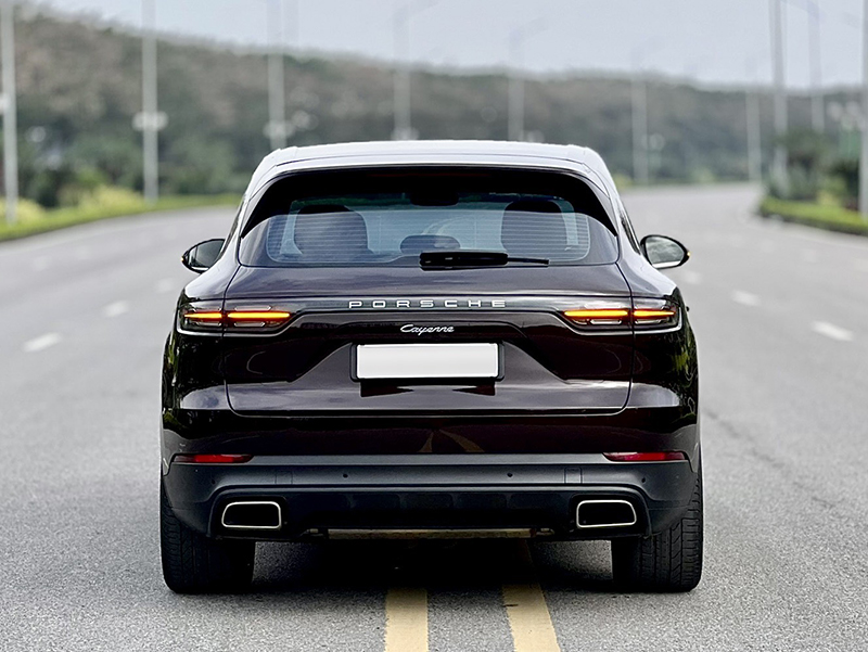 𝐏𝐨𝐫𝐬𝐜𝐡𝐞 𝐂𝐚𝐲𝐞𝐧𝐧𝐞 𝟐𝟎𝟐𝟏