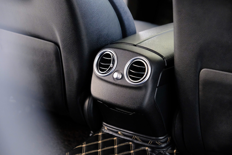 𝐌𝐞𝐫𝐜𝐞𝐝𝐞𝐬 𝐁𝐞𝐧𝐳 𝐂𝟐𝟎𝟎 𝟐𝟎𝟏𝟔 (Đ𝐞𝐧/𝐧𝐨̣̂𝐢 𝐭𝐡𝐚̂́𝐭 đ𝐞𝐧)