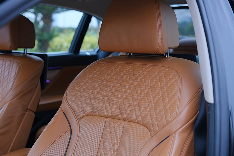 𝐁𝐌𝐖 𝟕𝟒𝟎𝐋𝐢 𝟐𝟎𝟏𝟔 (Đ𝐞𝐧/𝐧𝐨̣̂𝐢 𝐭𝐡𝐚̂́𝐭 𝐧𝐚̂𝐮)