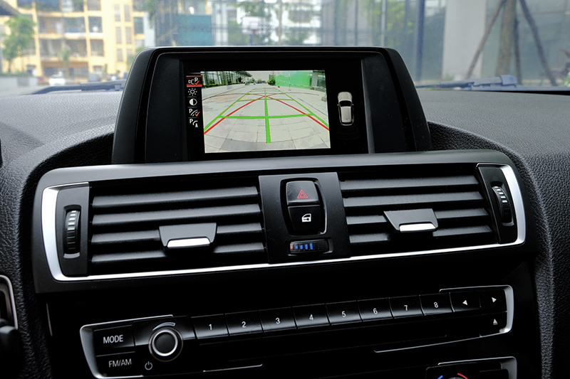 𝐁𝐌𝐖 𝟏𝟏𝟖𝐢 𝟐𝟎𝟏𝟔 (𝐓𝐫𝐚̆́𝐧𝐠/𝐧𝐨̣̂𝐢 𝐭𝐡𝐚̂́𝐭 đ𝐞𝐧)