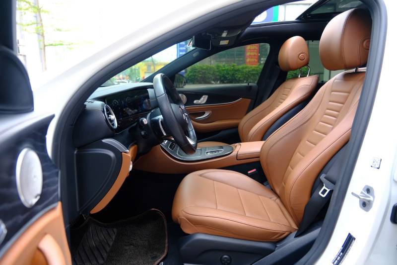 𝐌𝐞𝐫𝐜𝐞𝐝𝐞𝐬 𝐁𝐞𝐧𝐳 𝐄𝟑𝟎𝟎 𝐀𝐌𝐆 𝟐𝟎𝟐𝟏 (𝐓𝐫𝐚̆́𝐧𝐠 | 𝐍𝐨̣̂𝐢 𝐭𝐡𝐚̂́𝐭 𝐧𝐚̂𝐮)