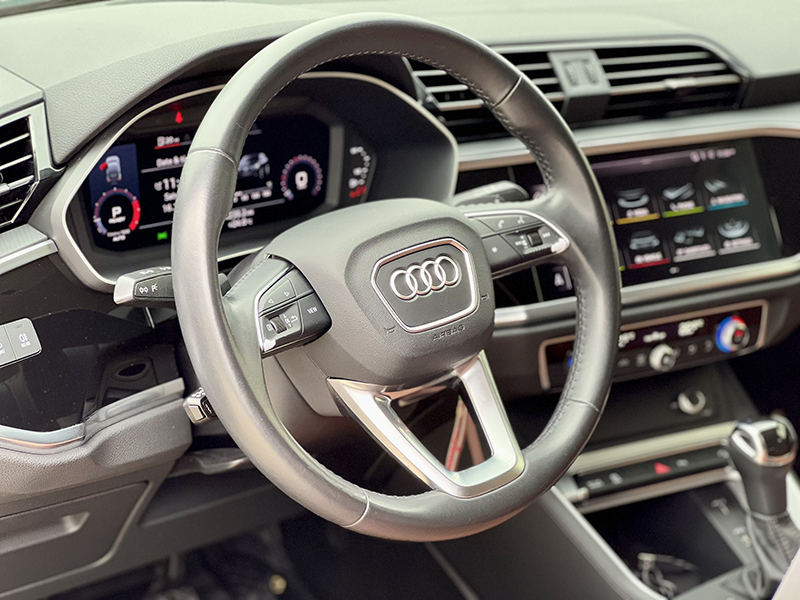 𝐀𝐮𝐝𝐢 𝐐𝟑 𝐒𝐩𝐨𝐫𝐭𝐛𝐚𝐜𝐤 𝟐𝟎𝟐𝟏 (𝐓𝐫𝐚̆́𝐧𝐠/𝐧𝐨̣̂𝐢 𝐭𝐡𝐚̂́𝐭 đ𝐞𝐧)