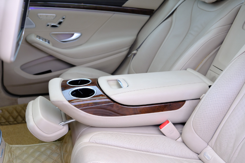 𝐌𝐞𝐫𝐜𝐞𝐝𝐞𝐬 𝐁𝐞𝐧𝐳 𝐒𝟒𝟎𝟎 𝟐𝟎𝟏𝟓 (𝐓𝐫𝐚̆́𝐧𝐠/𝐧𝐨̣̂𝐢 𝐭𝐡𝐚̂́𝐭 𝐤𝐞𝐦)