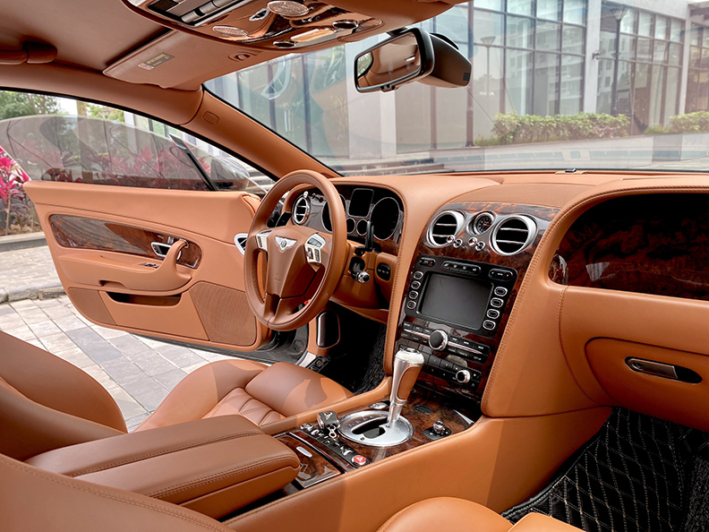 Bentley Continental GT Speed (Bản 2 cửa)