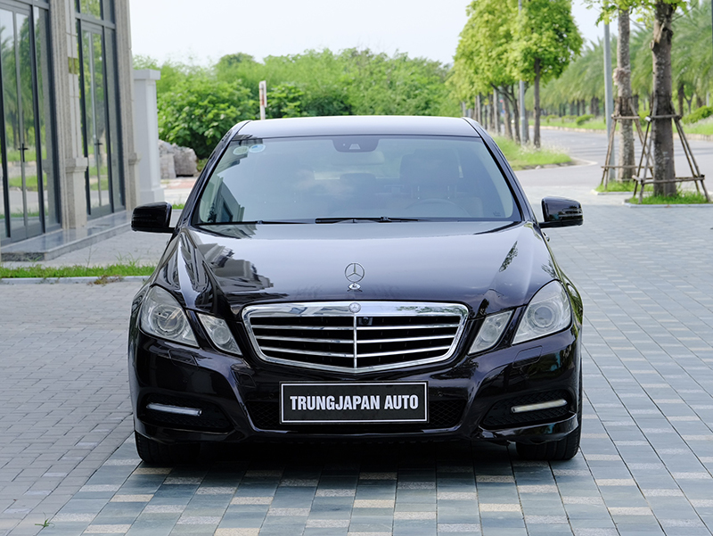 𝐌𝐞𝐫𝐜𝐞𝐝𝐞𝐬 𝐁𝐞𝐧𝐳 𝐄𝟐𝟓𝟎 𝟐𝟎𝟏𝟏