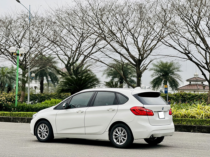 𝐁𝐌𝐖 𝟐𝟏𝟖𝐢 𝐀𝐜𝐭𝐢𝐯𝐞𝐓𝐨𝐮𝐫𝐞𝐫 𝟐𝟎𝟏𝟓 (𝐓𝐫𝐚̆́𝐧𝐠/𝐧𝐨̣̂𝐢 𝐭𝐡𝐚̂́𝐭 𝐤𝐞𝐦)