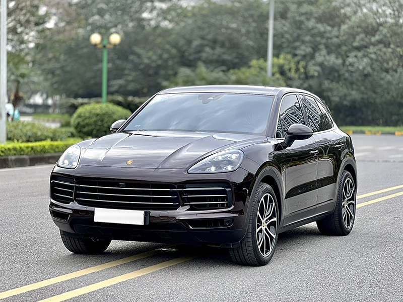 𝐏𝐨𝐫𝐬𝐜𝐡𝐞 𝐂𝐚𝐲𝐞𝐧𝐧𝐞 𝟐𝟎𝟐𝟏