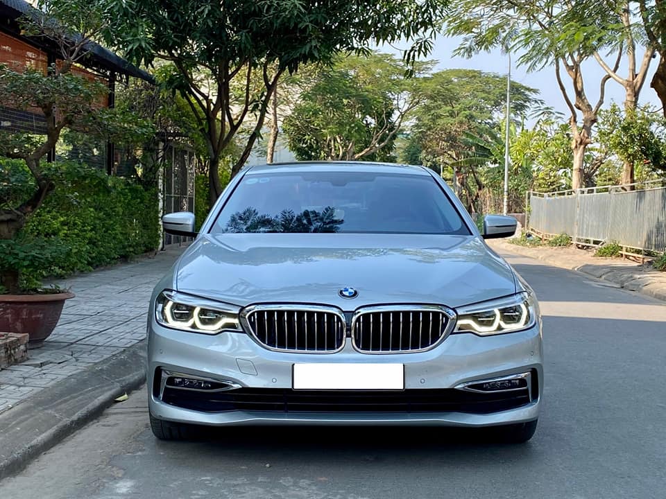 BMW 530i Luxury Line 2019