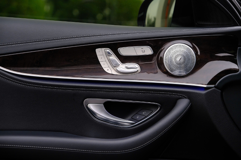 𝐌𝐞𝐫𝐜𝐞𝐝𝐞𝐬 𝐁𝐞𝐧𝐳 𝐄𝟐𝟓𝟎 𝟐𝟎𝟏𝟕 (𝐍𝐚̂𝐮/𝐧𝐨̣̂𝐢 𝐭𝐡𝐚̂́𝐭 đ𝐞𝐧)