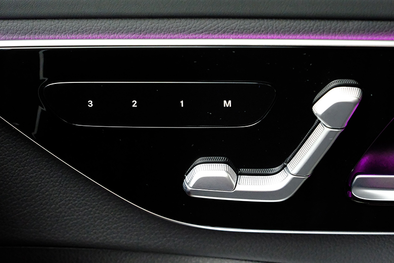 𝐂𝟑𝟎𝟎 𝐀𝐌𝐆 𝐌𝐨𝐝𝐞𝐥 𝟐𝟎𝟐𝟐 (𝐗𝐚𝐧𝐡 𝐂𝐚𝐯𝐚𝐧𝐬𝐢𝐭𝐞 /𝐧𝐨̣̂𝐢 𝐭𝐡𝐚̂́𝐭 𝐤𝐞𝐦)