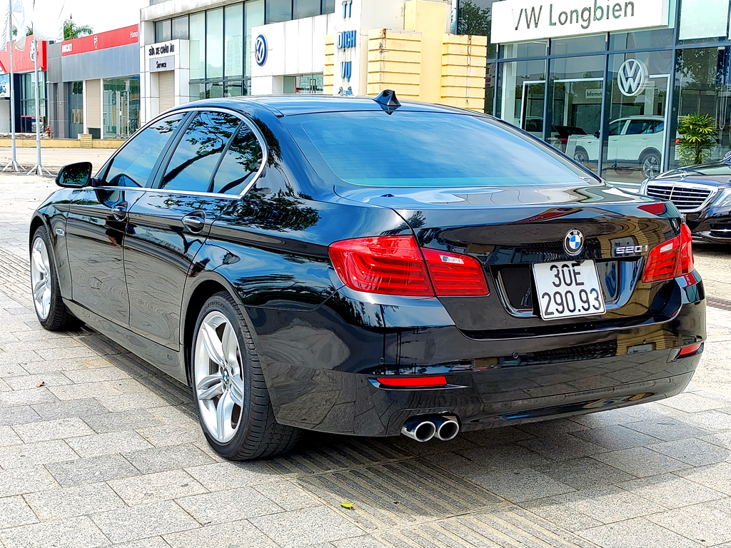 BMW 520i 2016 Đen