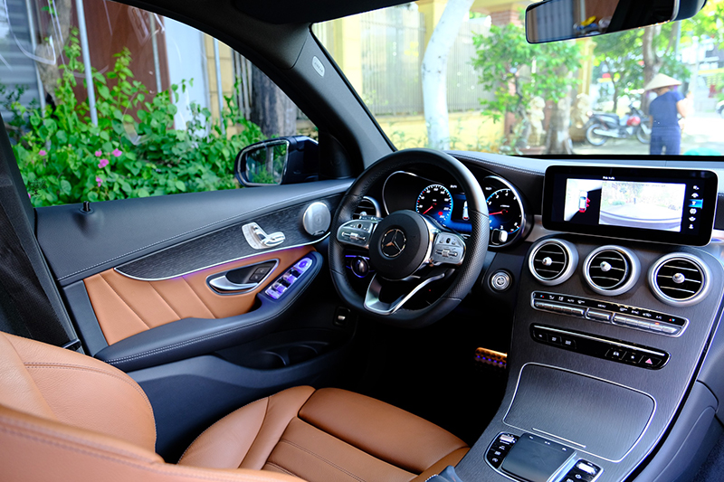 𝐌𝐞𝐫𝐜𝐞𝐝𝐞𝐬 𝐆𝐋𝐂𝟑𝟎𝟎 𝟒𝐦𝐚𝐭𝐢𝐜 𝟐𝟎𝟐𝟐