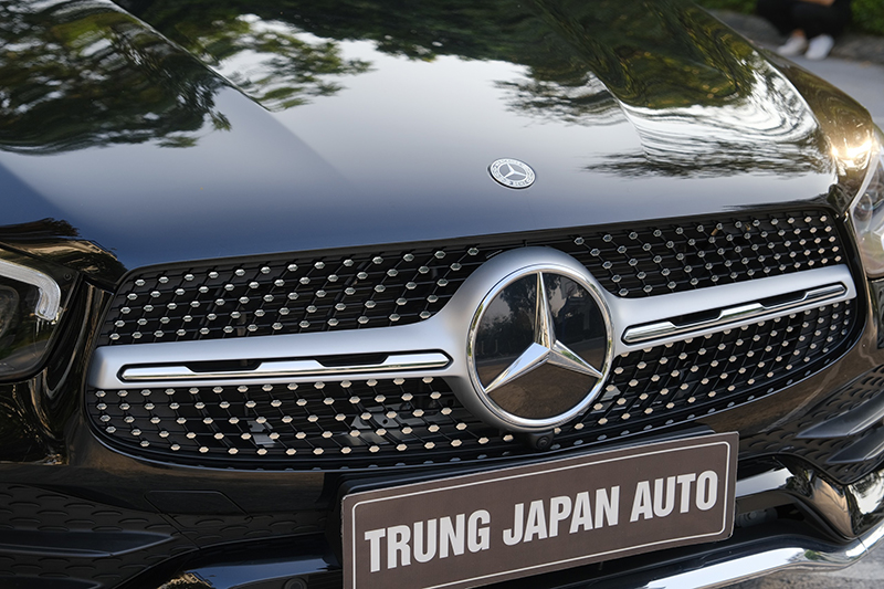 𝐌𝐞𝐫𝐜𝐞𝐝𝐞𝐬 𝐁𝐞𝐧𝐳 𝐆𝐋𝐂𝟑𝟎𝟎 𝟒𝐦𝐚𝐭𝐢𝐜 𝟐𝟎𝟐𝟏