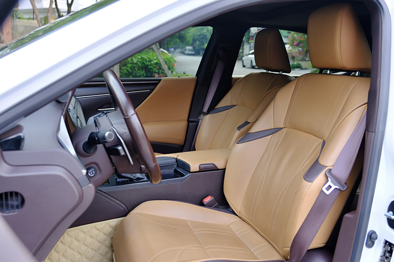 𝐋𝐞𝐱𝐮𝐬 𝐄𝐒𝟐𝟓𝟎 𝟐𝟎𝟐𝟎 𝐭𝐫𝐚̆́𝐧𝐠/𝐧𝐨̣̂𝐢 𝐭𝐡𝐚̂́𝐭 𝐧𝐚̂𝐮