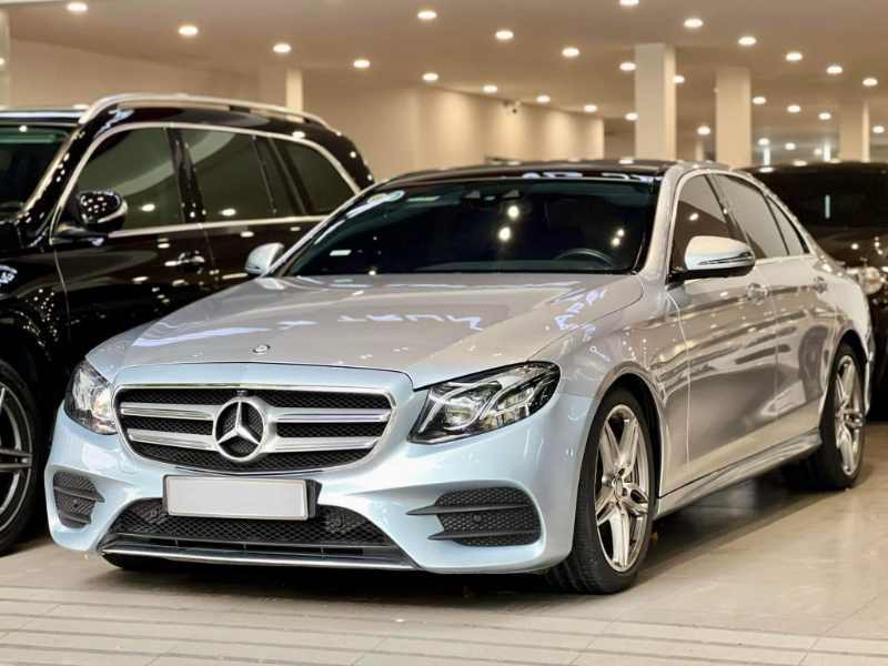 𝐌𝐞𝐫𝐜𝐞𝐝𝐞𝐬 𝐁𝐞𝐧𝐳 𝐄𝟑𝟎𝟎 𝐀𝐌𝐆 𝟐𝟎𝟏𝟕