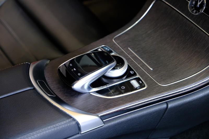 𝐌𝐞𝐫𝐜𝐞𝐝𝐞𝐬 𝐁𝐞𝐧𝐳 𝐂𝟑𝟎𝟎 𝐀𝐌𝐆 𝟐𝟎𝟏𝟗 (Đ𝐨̉/𝐧𝐨̣̂𝐢 𝐭𝐡𝐚̂́𝐭 đ𝐞𝐧)