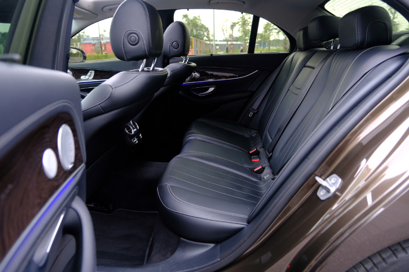 𝐌𝐞𝐫𝐜𝐞𝐝𝐞𝐬 𝐁𝐞𝐧𝐳 𝐄𝟐𝟓𝟎 𝟐𝟎𝟏𝟕 (𝐍𝐚̂𝐮/𝐧𝐨̣̂𝐢 𝐭𝐡𝐚̂́𝐭 đ𝐞𝐧)