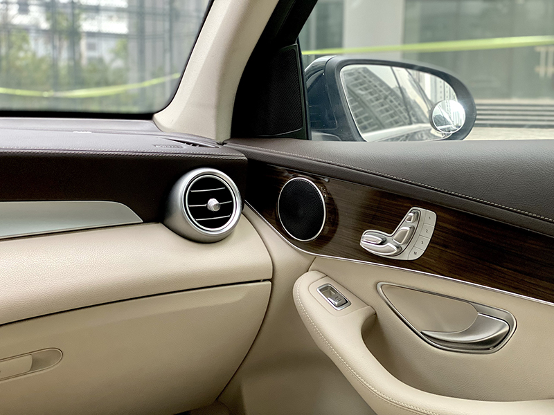 GLC200 2019 (Đen/nội thất đen)