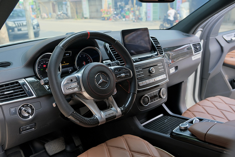 𝐌𝐞𝐫𝐜𝐞𝐝𝐞𝐬 𝐁𝐞𝐧𝐳 𝐆𝐋𝐄𝟒𝟎𝟎 𝐂𝐨𝐮𝐩𝐞 𝟐𝟎𝟏𝟖 (𝐓𝐫𝐚̆́𝐧𝐠/𝐧𝐨̣̂𝐢 𝐭𝐡𝐚̂́𝐭 𝐤𝐞𝐦)