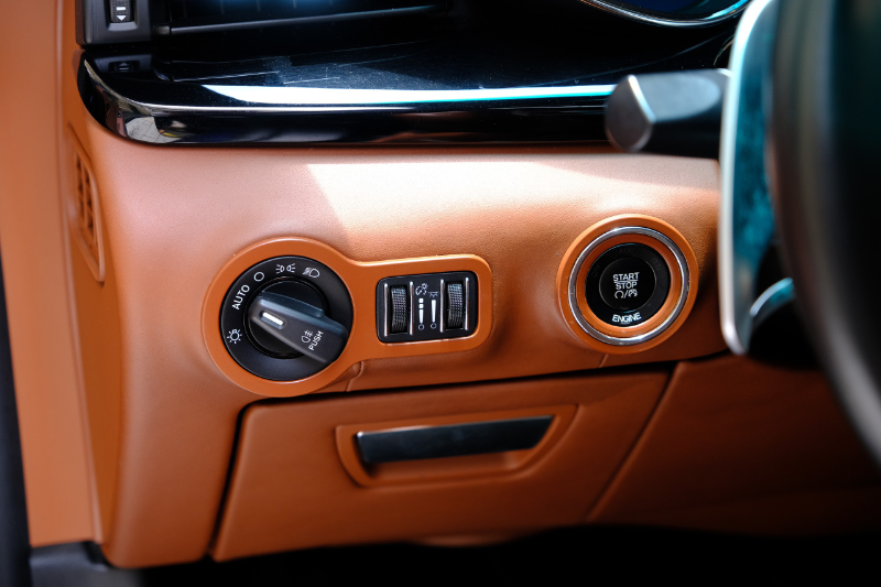 𝐌𝐚𝐬𝐞𝐫𝐚𝐭𝐢 𝐐𝐮𝐚𝐭𝐭𝐫𝐨𝐩𝐨𝐫𝐭𝐞 𝟐𝟎𝟏𝟔 (𝐗𝐚𝐧𝐡/𝐧𝐨̣̂𝐢 𝐭𝐡𝐚̂́𝐭 𝐧𝐚̂𝐮)