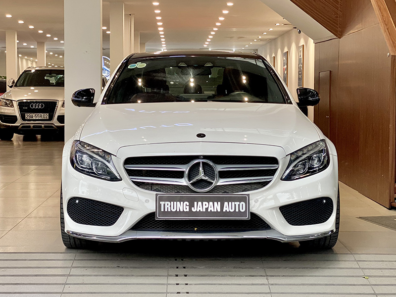 𝐌𝐞𝐫𝐜𝐞𝐝𝐞𝐬 𝐂𝟑𝟎𝟎 𝐀𝐌𝐆 𝟐𝟎𝟏𝟓 𝐥𝐞̂𝐧 𝐟𝐮𝐥𝐥 𝟐𝟎𝟏𝟕