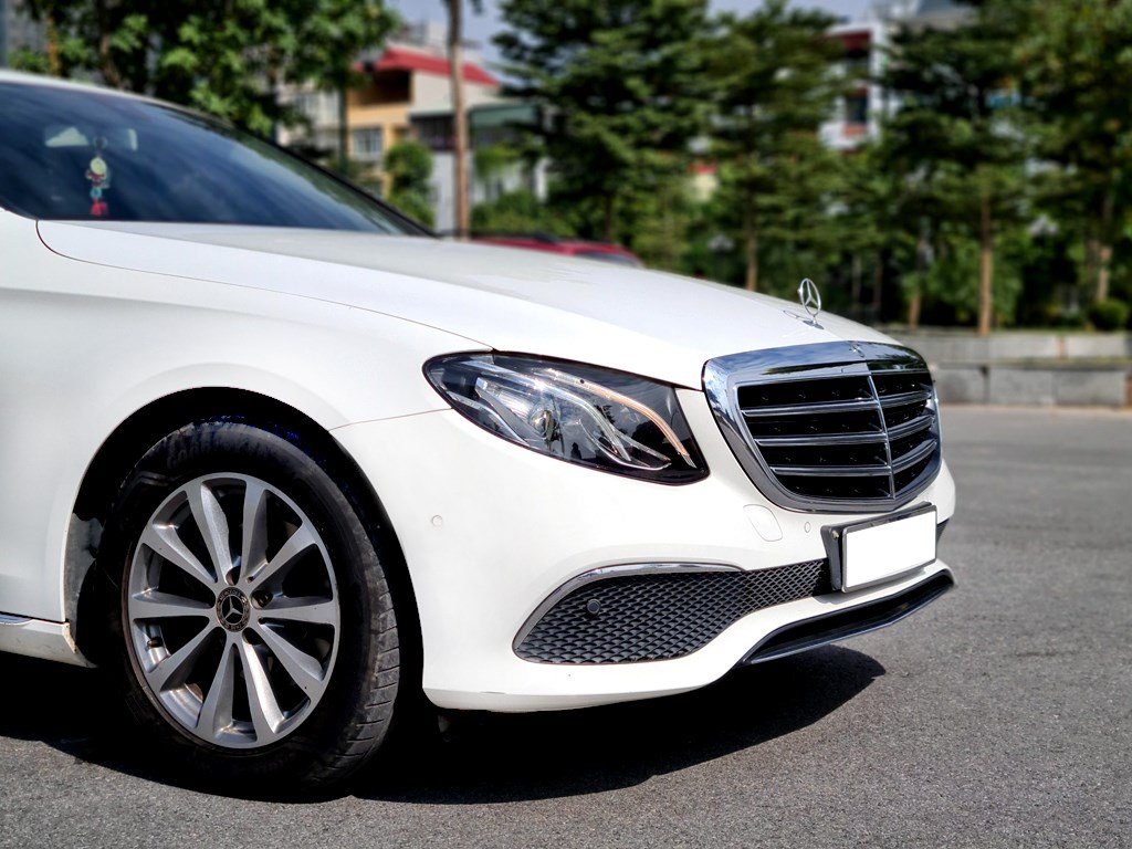 Mercedes E200 2019 Trắng