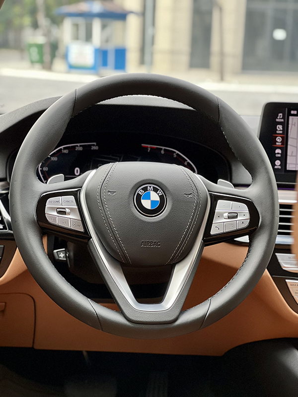 𝐁𝐌𝐖 𝟓2𝟎𝐢 𝐋𝐮𝐱𝐮𝐫𝐲 𝐋𝐢𝐧𝐞 𝟐𝟎𝟐𝟐