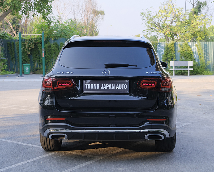 𝐌𝐞𝐫𝐜𝐞𝐝𝐞𝐬 𝐁𝐞𝐧𝐳 𝐆𝐋𝐂𝟑𝟎𝟎 𝟒𝐦𝐚𝐭𝐢𝐜 𝟐𝟎𝟐𝟏