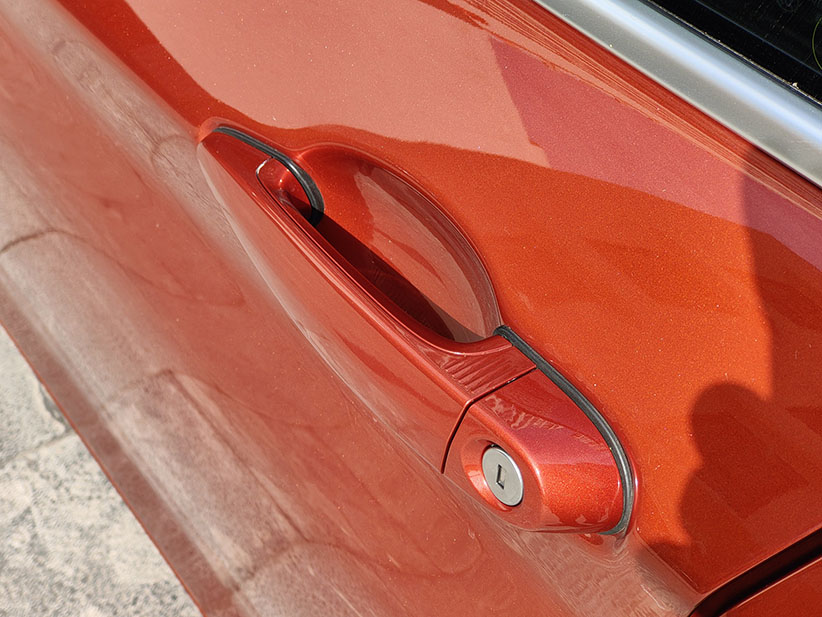 BMW 118i 2019 (Màu cam/nội thất đen)