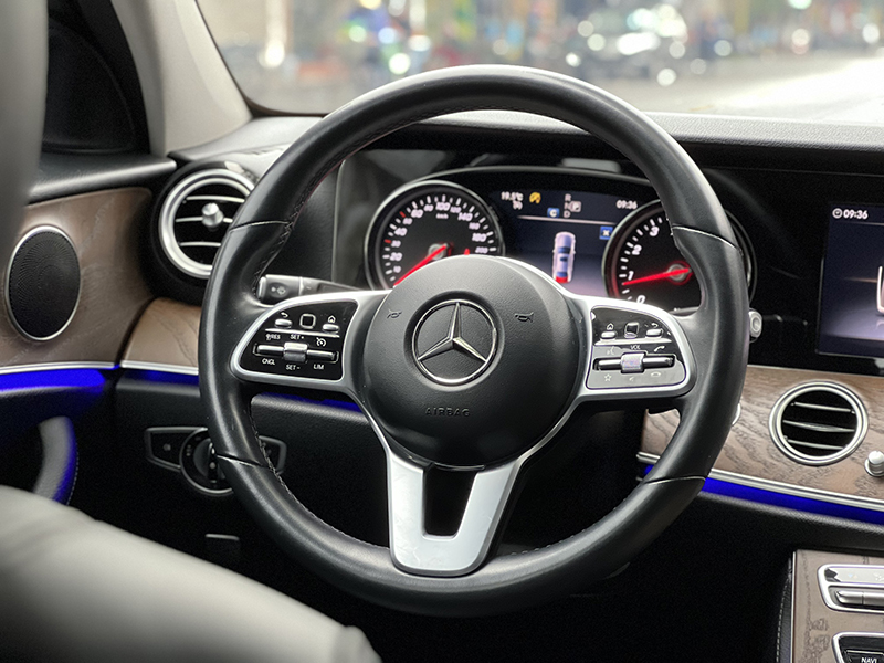 𝐌𝐞𝐫𝐜𝐞𝐝𝐞𝐬 𝐁𝐞𝐧𝐳 𝐄𝟐𝟎𝟎 𝟐𝟎𝟏𝟗 (𝐓𝐫𝐚̆́𝐧𝐠/𝐧𝐨̣̂𝐢 𝐭𝐡𝐚̂́𝐭 đ𝐞𝐧)