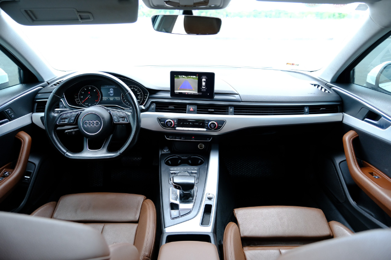 𝐀𝐮𝐝𝐢 𝐀𝟒 𝟐𝟎𝟏𝟔 (𝐓𝐫𝐚̆́𝐧𝐠/𝐧𝐨̣̂𝐢 𝐭𝐡𝐚̂́𝐭 𝐧𝐚̂𝐮)