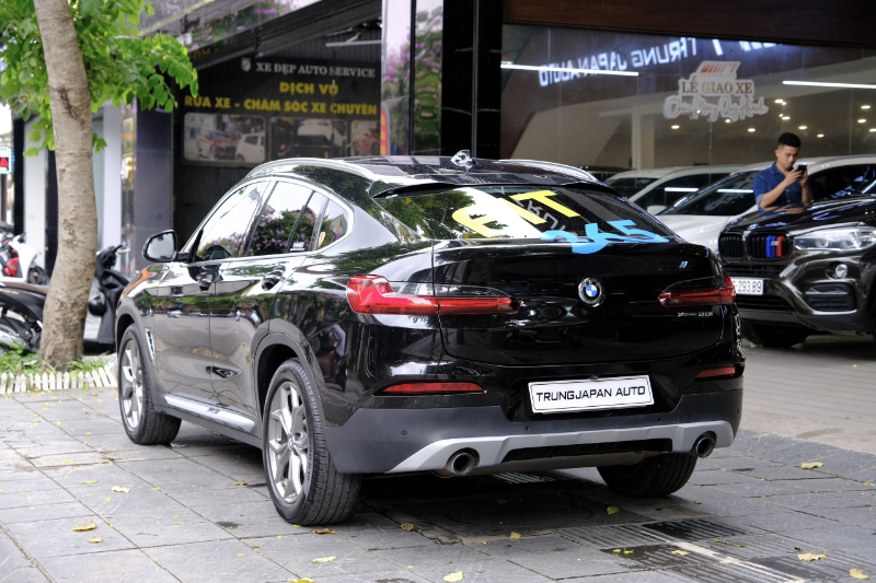 𝐁𝐌𝐖 𝐗𝟒 𝐗𝐝𝐫𝐢𝐯𝐞𝐫 𝟐𝟎𝟏𝟖 (Đ𝐞𝐧/𝐧𝐨̣̂𝐢 𝐭𝐡𝐚̂́𝐭 𝐧𝐚̂𝐮)