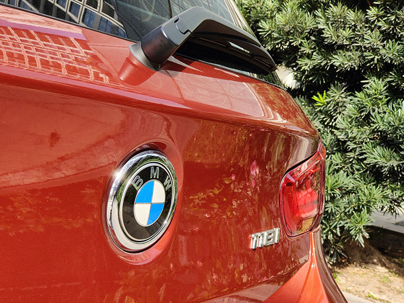BMW 118i 2019 (Màu cam/nội thất đen)