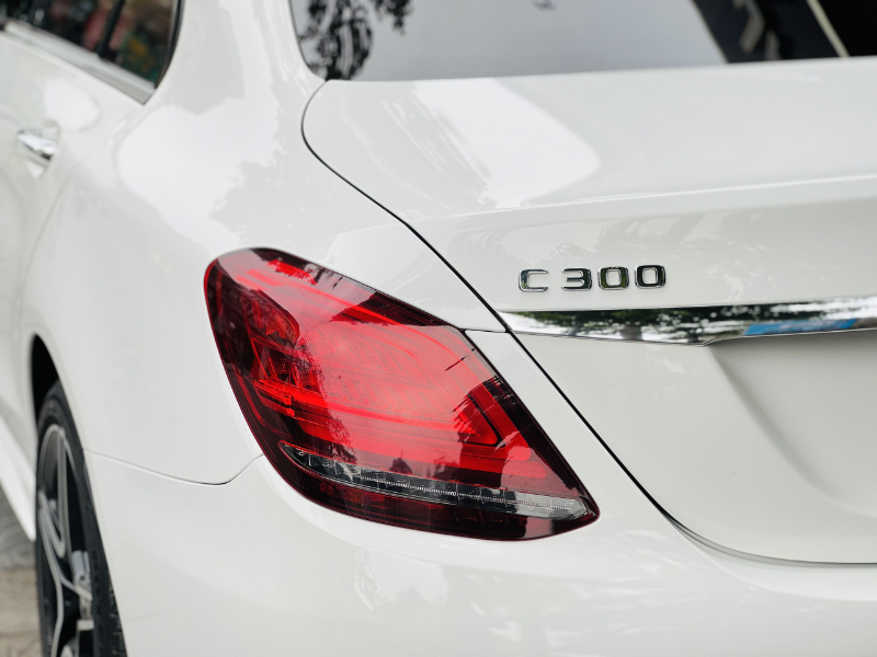 𝐌𝐞𝐫𝐜𝐞𝐝𝐞𝐬 𝐁𝐞𝐧𝐳 𝐂𝟑𝟎𝟎 𝐀𝐌𝐆 𝟐𝟎𝟐𝟎 (𝐓𝐫𝐚̆́𝐧𝐠/𝐧𝐨̣̂𝐢 𝐭𝐡𝐚̂́𝐭 đ𝐞𝐧)