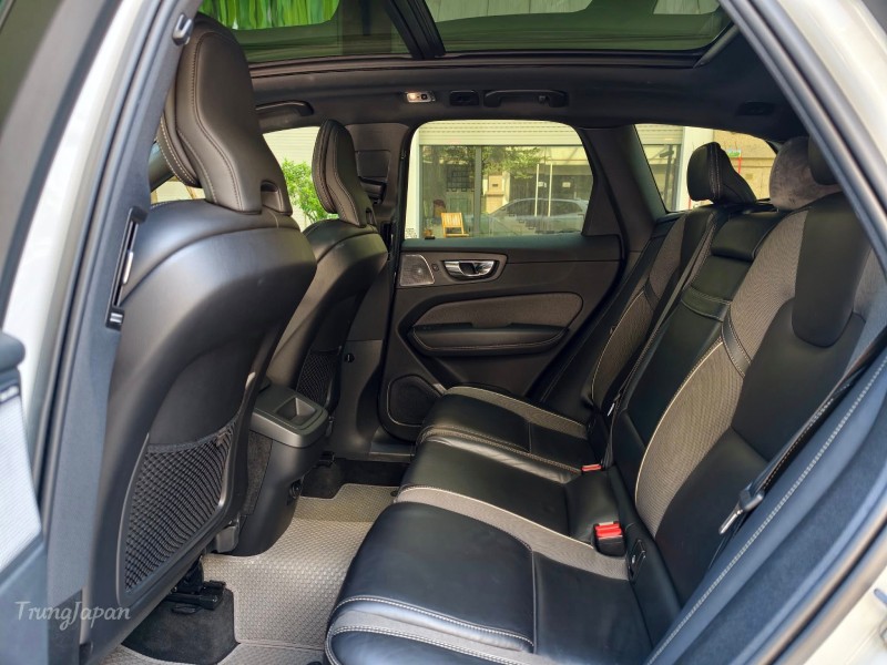 𝐕𝐨𝐥𝐯𝐨 𝐗𝐂𝟔𝟎 𝐑-𝐃𝐞𝐬𝐢𝐠𝐧 𝐬𝐱 𝟐𝟎𝟐𝟎 𝐌𝐨𝐝𝐞𝐥 𝟐𝟎𝟐𝟏