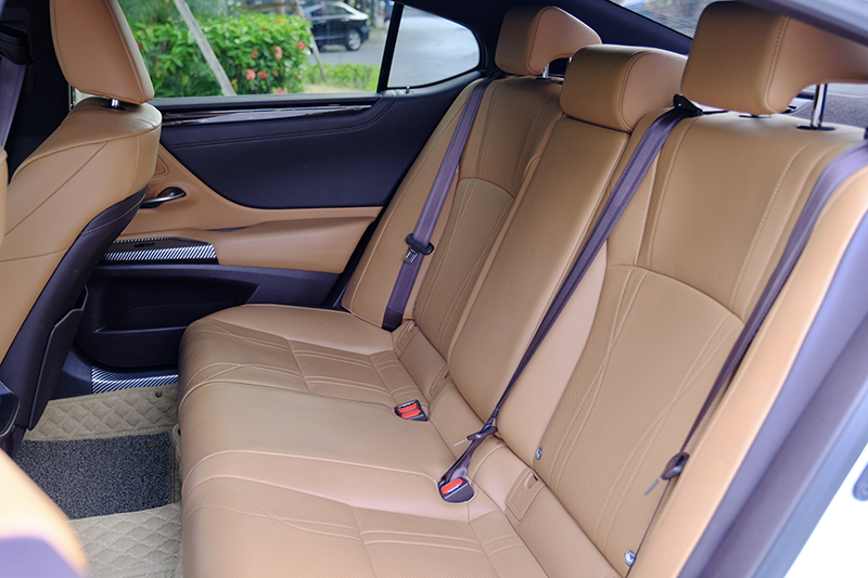 𝐋𝐞𝐱𝐮𝐬 𝐄𝐒𝟐𝟓𝟎 𝟐𝟎𝟐𝟎 𝐭𝐫𝐚̆́𝐧𝐠/𝐧𝐨̣̂𝐢 𝐭𝐡𝐚̂́𝐭 𝐧𝐚̂𝐮