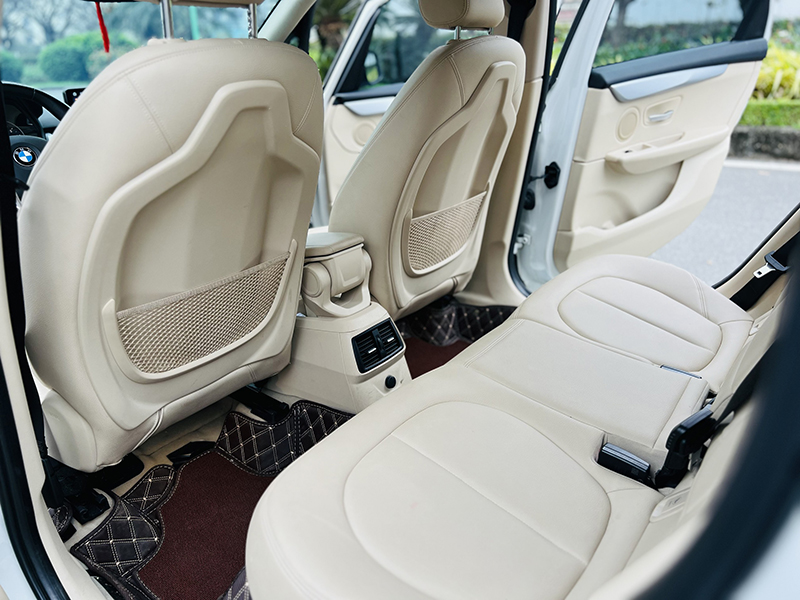 𝐁𝐌𝐖 𝟐𝟏𝟖𝐢 𝐀𝐜𝐭𝐢𝐯𝐞𝐓𝐨𝐮𝐫𝐞𝐫 𝟐𝟎𝟏𝟓 (𝐓𝐫𝐚̆́𝐧𝐠/𝐧𝐨̣̂𝐢 𝐭𝐡𝐚̂́𝐭 𝐤𝐞𝐦)