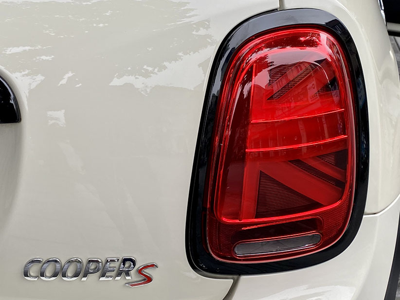 Mini Cooper S 2019 (Trắng/nội thất nâu)