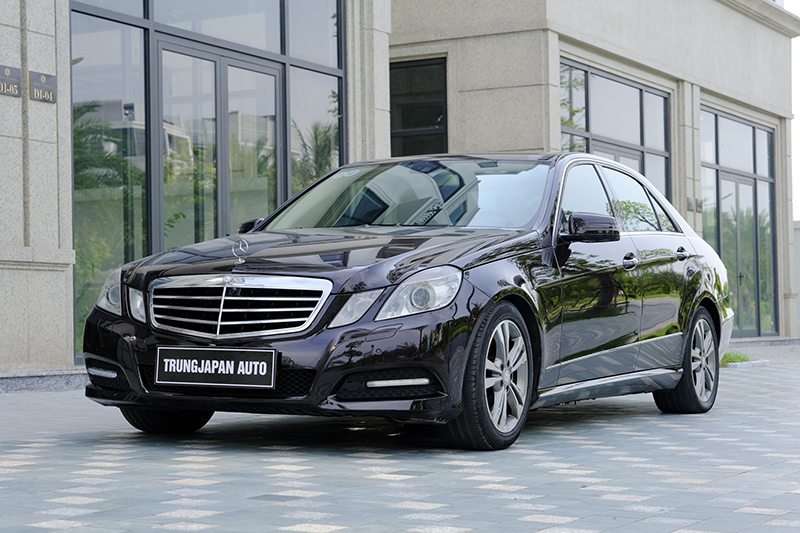 𝐌𝐞𝐫𝐜𝐞𝐝𝐞𝐬 𝐁𝐞𝐧𝐳 𝐄𝟐𝟓𝟎 𝟐𝟎𝟏𝟏