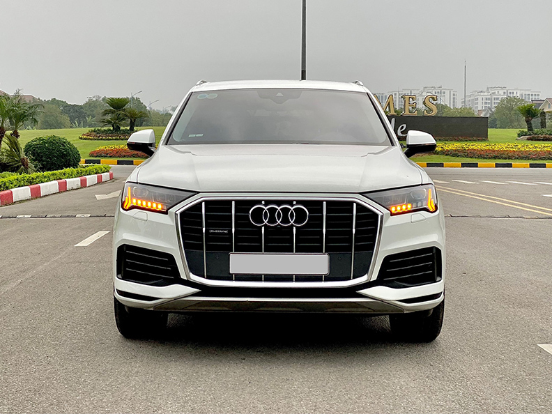 Audi Q7 trắng 2020 -  55TFSI Sline